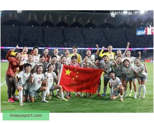 中国队3比1击败法国豪夺汤杯冠军 全员围圈欢庆跳舞庆祝胜利